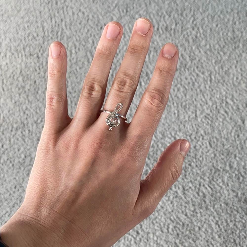 Music Ring